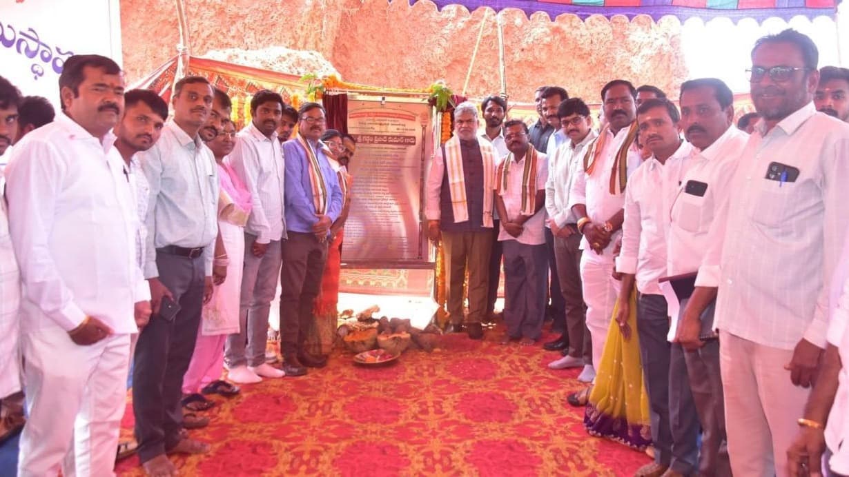 అభివృద్ధి, సంక్షేమ పథకాల అమలుతో ప్రతి ఇంటికి లబ్ధి: